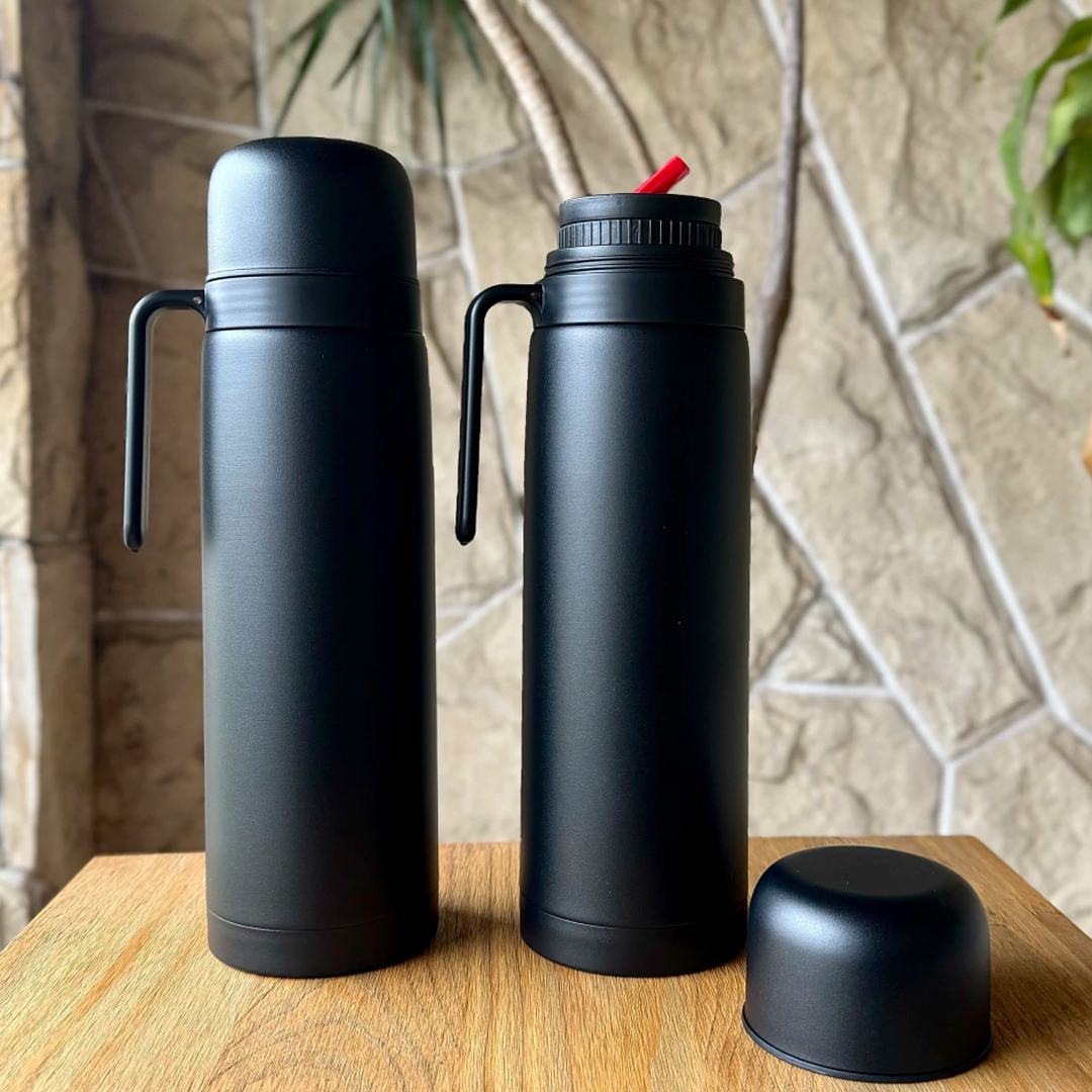 1 LT Stainless Steel Vacuum Thermos - Black